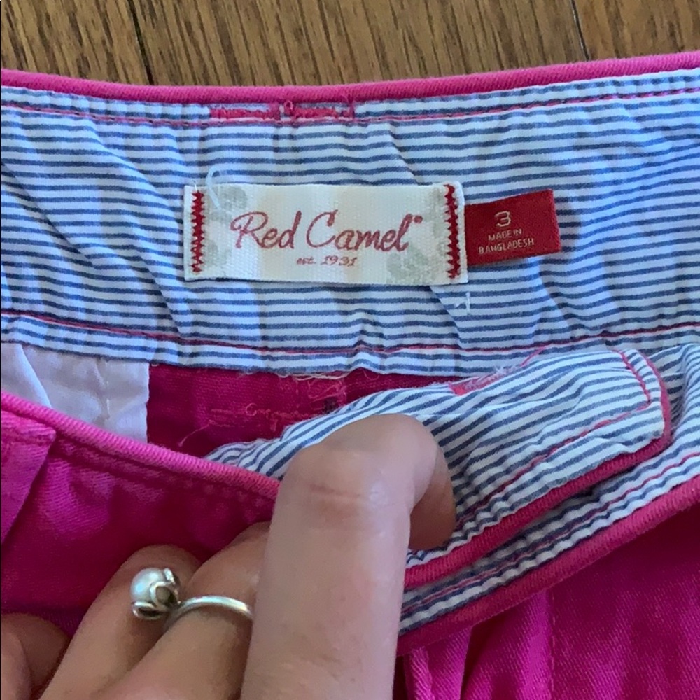 Shorts - Picture 2 of 3